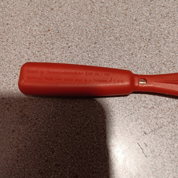 Glass break tool for vehicle - Picture 2 of 3